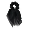 SOHO Merkit|Etusivu-Vina Scrunchie huivilla - musta